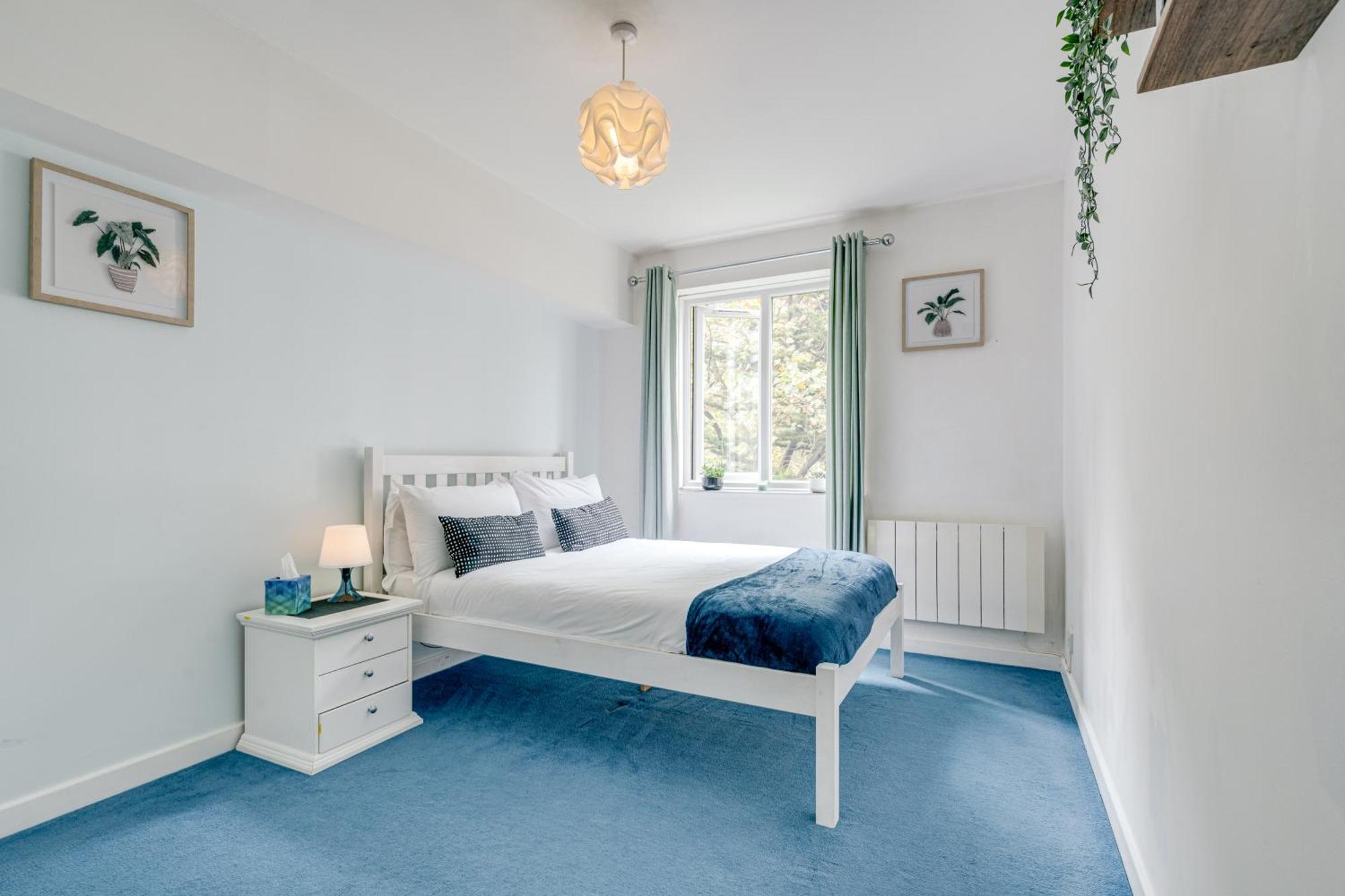 Apartment In Elephant & Castle With Parking London Bagian luar foto