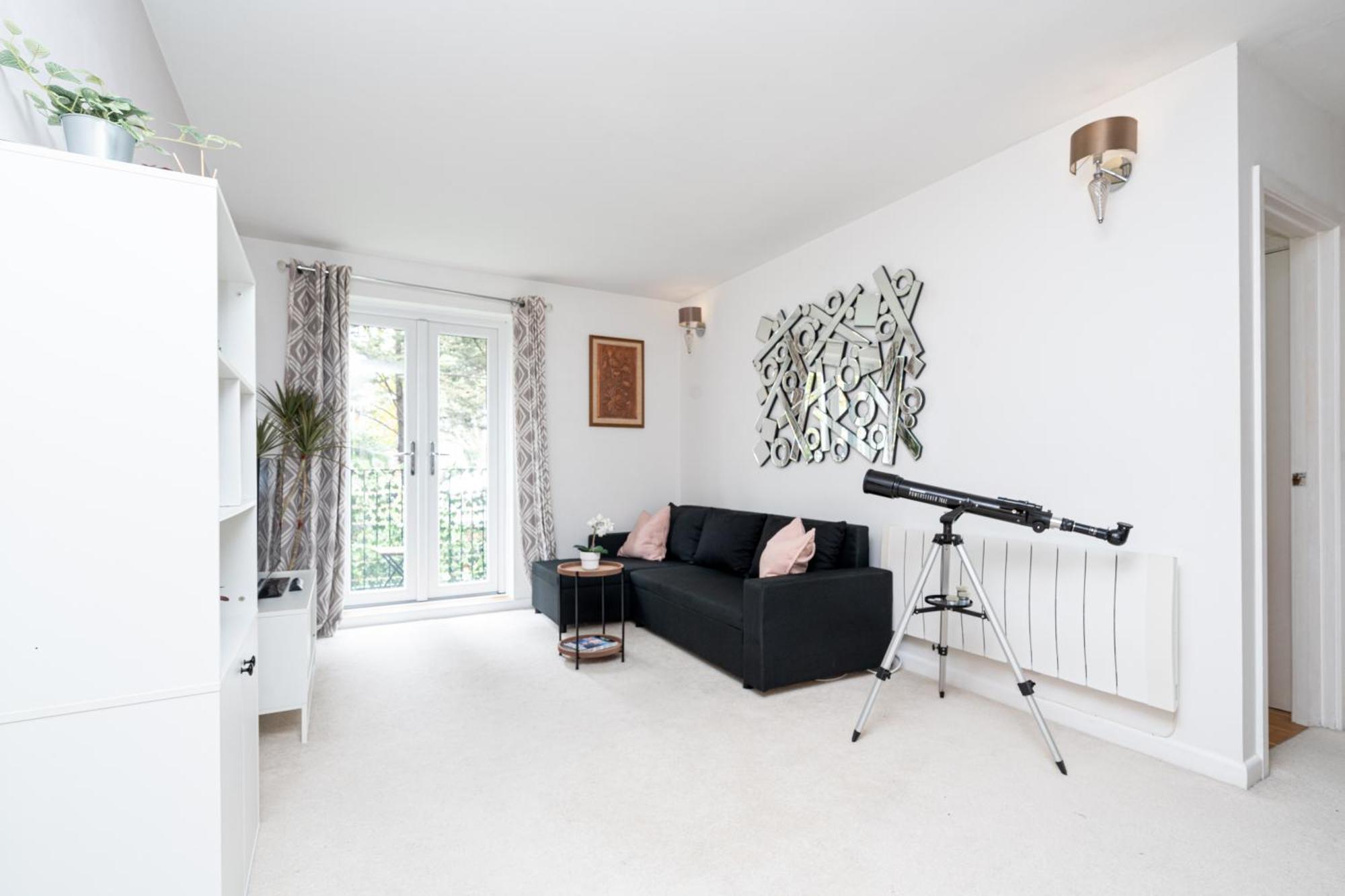 Apartment In Elephant & Castle With Parking London Bagian luar foto